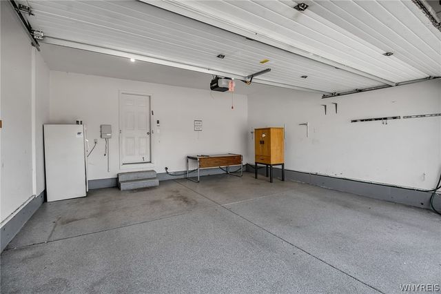 11 Brambly Court, Amherst, NY 14221