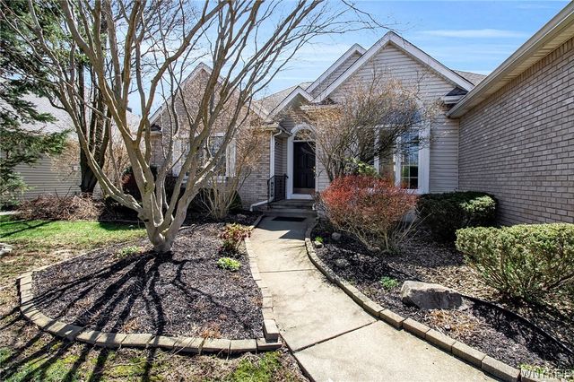 11 Brambly Court, Amherst, NY 14221