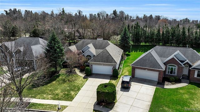 11 Brambly Court, Amherst, NY 14221