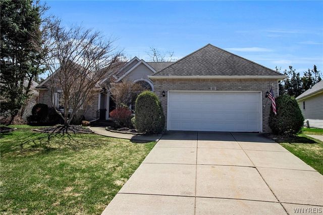 11 Brambly Court, Amherst, NY 14221