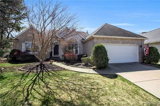 11 Brambly Court, Amherst, NY 14221