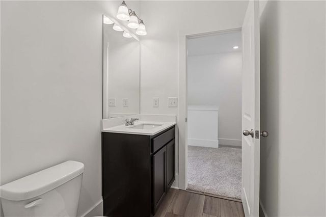 1676 Gunnin NW Trace, Atlanta, GA 30318