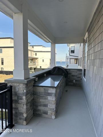 13 Ocean Terrace, Long Branch, NJ 07740