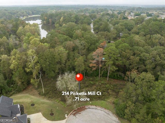 214 Picketts Mill Court, Bonaire, GA 31005