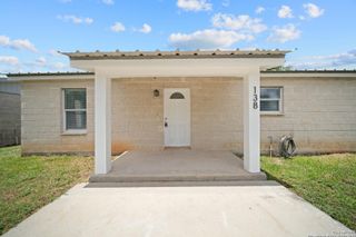 138 & 140 Shawn Lane, Seguin, TX 78155