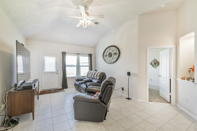7527 Windsor Valley Lane, Houston, TX 77049