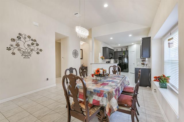 7527 Windsor Valley Lane, Houston, TX 77049