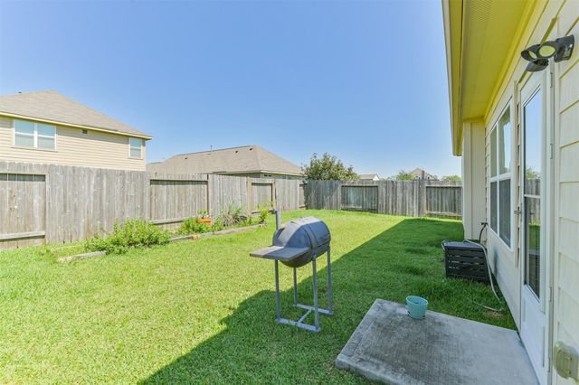 7527 Windsor Valley Lane, Houston, TX 77049