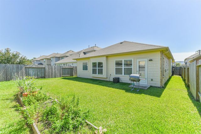 7527 Windsor Valley Lane, Houston, TX 77049