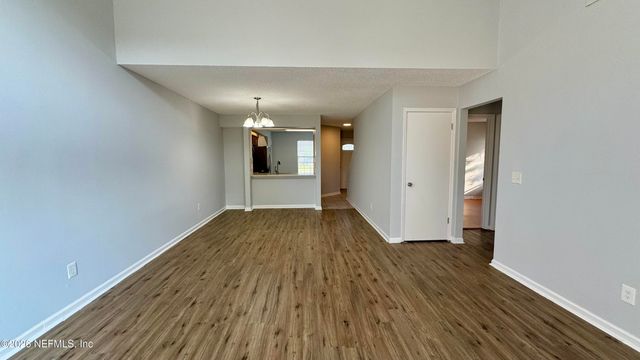 11766 WHITE HORSE Road, Jacksonville, FL 32246