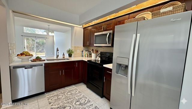 11766 WHITE HORSE Road, Jacksonville, FL 32246