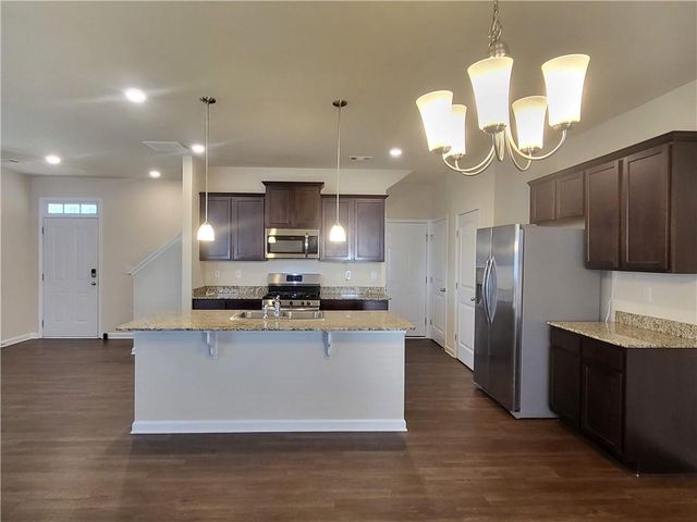203 Ivey Hollow Circle, Dawsonville, GA 30534