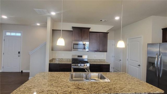 203 Ivey Hollow Circle, Dawsonville, GA 30534