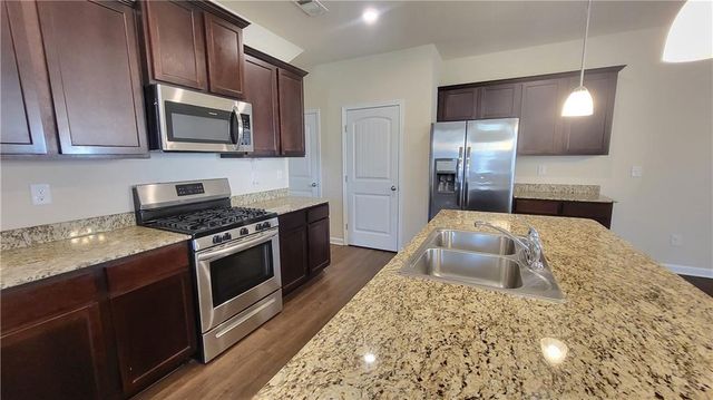 203 Ivey Hollow Circle, Dawsonville, GA 30534