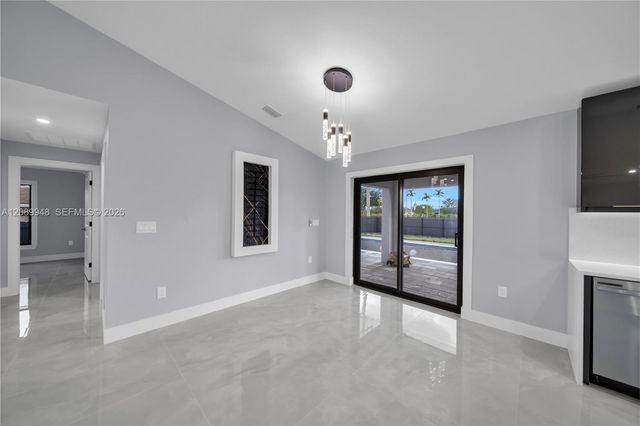 2124 NE 16th Place, Cape Coral, FL 33909