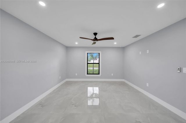 2124 NE 16th Place, Cape Coral, FL 33909
