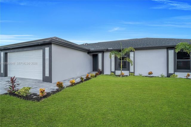 2124 NE 16th Place, Cape Coral, FL 33909