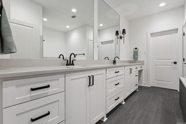 304 Edgewood Circle, Little Rock, AR 72223