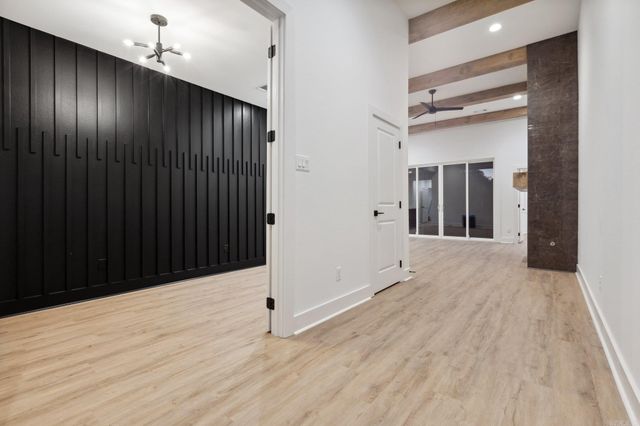 304 Edgewood Circle, Little Rock, AR 72223