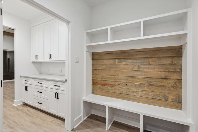 304 Edgewood Circle, Little Rock, AR 72223