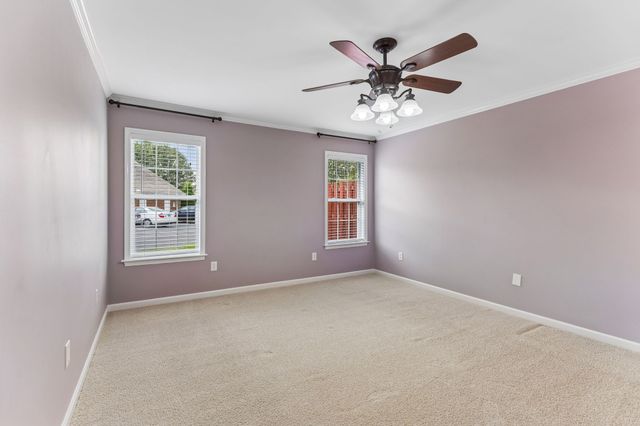335 Forest Glen Cir, Murfreesboro, TN 37128