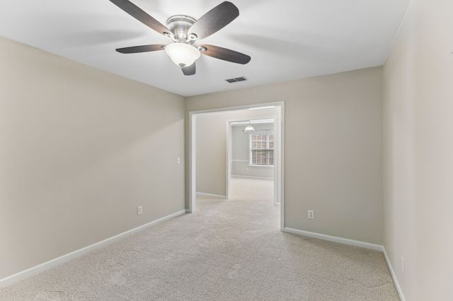 335 Forest Glen Cir, Murfreesboro, TN 37128