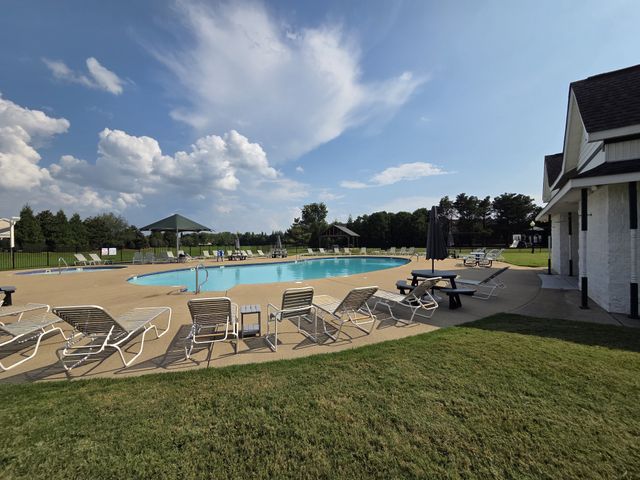 335 Forest Glen Cir, Murfreesboro, TN 37128
