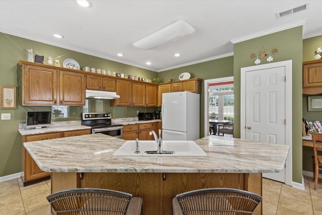 1791 WOOD OAK DR, Cordova, TN 38016