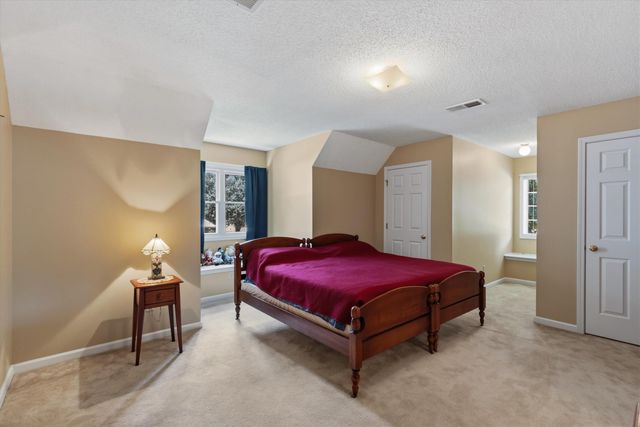 1791 WOOD OAK DR, Cordova, TN 38016