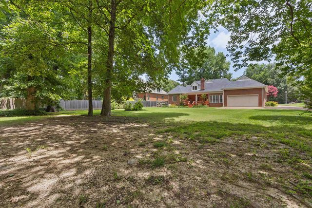 1791 WOOD OAK DR, Cordova, TN 38016