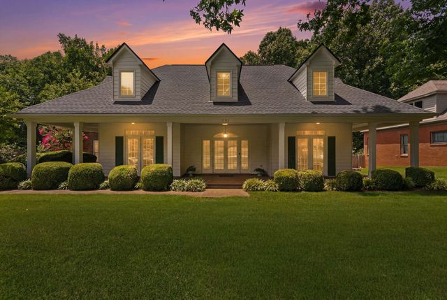 1791 WOOD OAK DR, Cordova, TN 38016