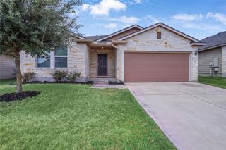 165 Cazador DR, San Marcos, TX 78666