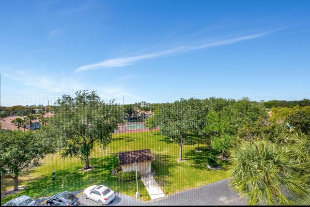 5260 NW 2nd Avenue 504, Boca Raton, FL 33487