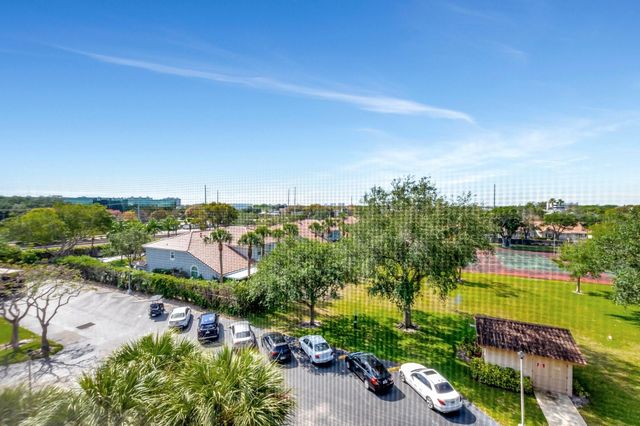 5260 NW 2nd Avenue 504, Boca Raton, FL 33487