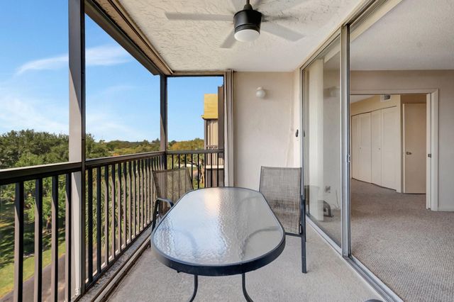 5260 NW 2nd Avenue 504, Boca Raton, FL 33487