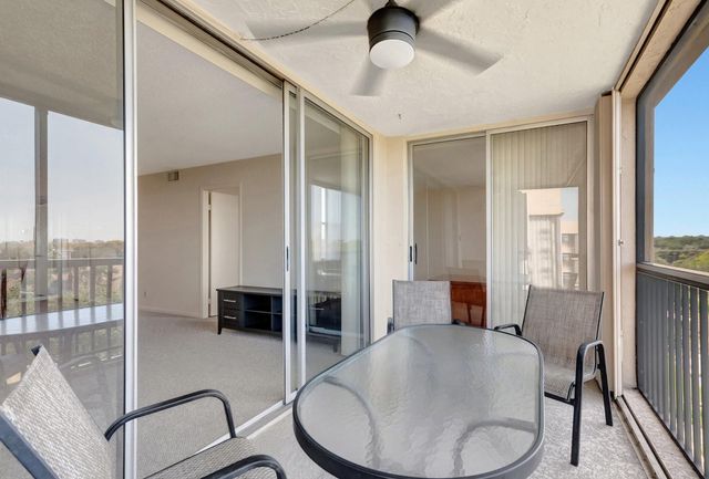 5260 NW 2nd Avenue 504, Boca Raton, FL 33487