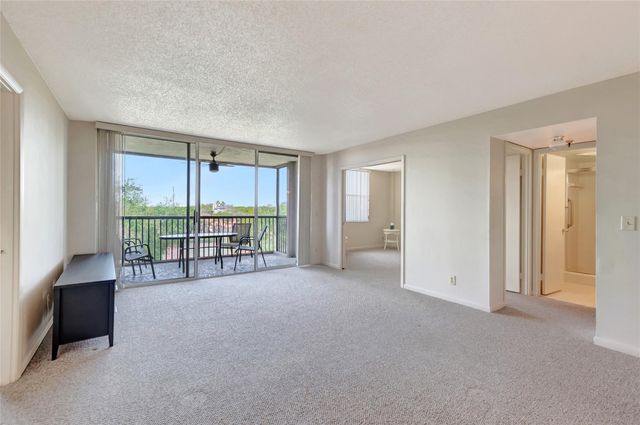 5260 NW 2nd Avenue 504, Boca Raton, FL 33487