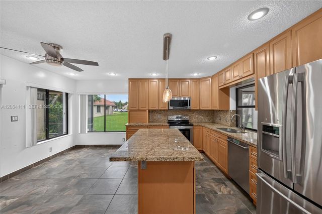 16831 Patio Village Ln, Weston, FL 33326
