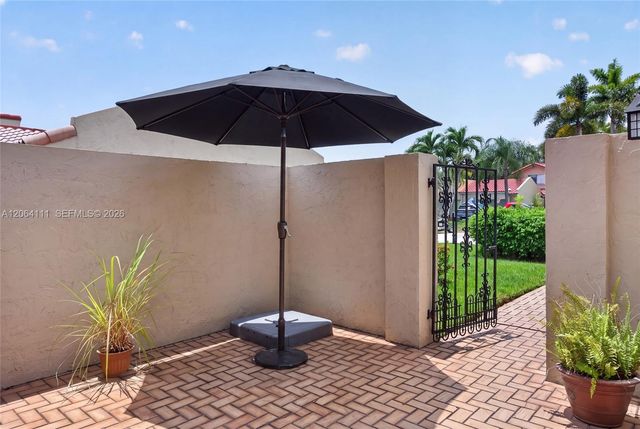 16831 Patio Village Ln, Weston, FL 33326