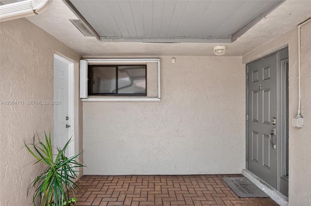 16831 Patio Village Ln, Weston, FL 33326