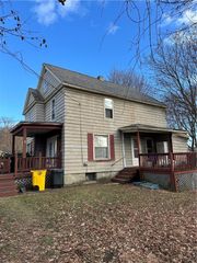 960 East Avenue, Elmira City, NY 14901