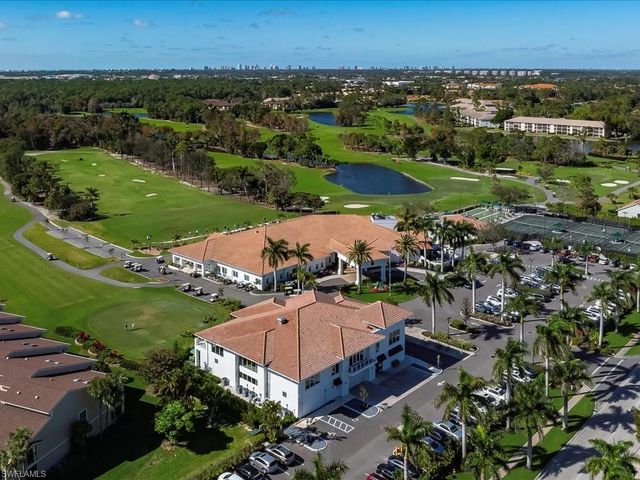 1001 FOXFIRE LN # 204, Naples, FL 34104