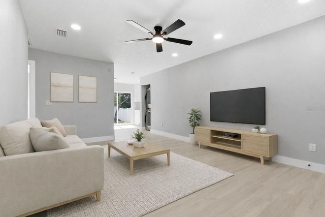 5720 79TH AVENUE N, Pinellas Park, FL 33781