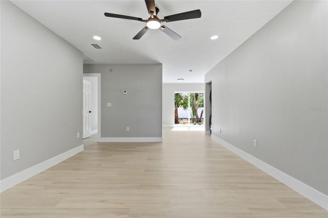 5720 79TH AVENUE N, Pinellas Park, FL 33781