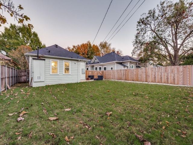 323 S Montclair Avenue, Dallas, TX 75208