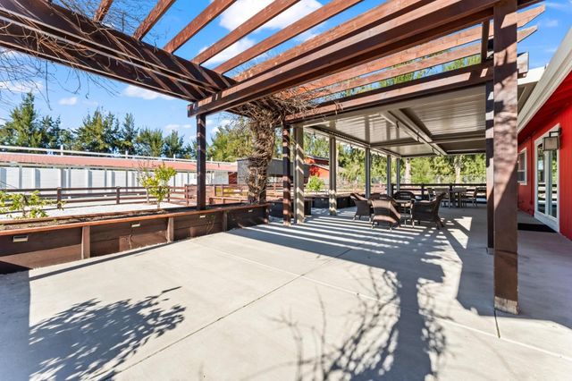 1515 Dias Drive, San Martin, CA 95046