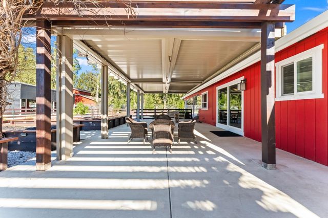 1515 Dias Drive, San Martin, CA 95046