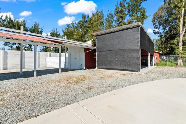 1515 Dias Drive, San Martin, CA 95046
