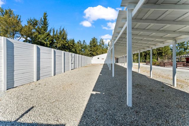 1515 Dias Drive, San Martin, CA 95046