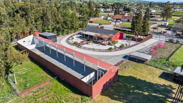 1515 Dias Drive, San Martin, CA 95046